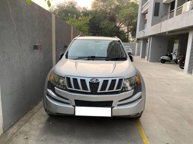 https://images10.gaadi.com/usedcar_image/4239779/original/processed_a10d9382-9f47-4301-ad62-c9f438f123d5.jpeg?imwidth=6400