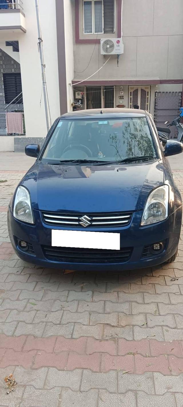 https://images10.gaadi.com/usedcar_image/4239846/original/processed_21a912ff-e483-4000-a53e-119b52810133.jpeg?imwidth=6402