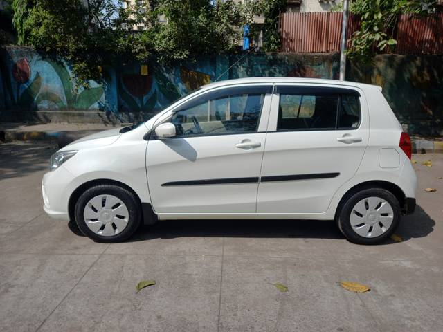 https://images10.gaadi.com/usedcar_image/4239848/original/c820a8aff3808423cfdf8b65862240e9.jpeg?imwidth=6402