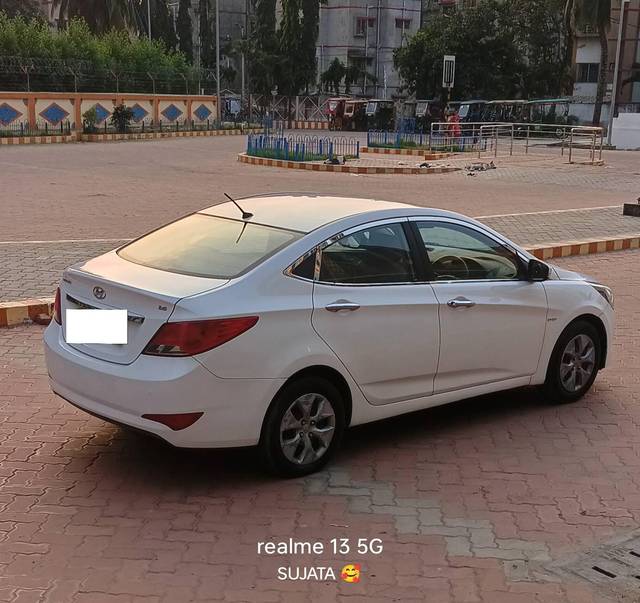 https://images10.gaadi.com/usedcar_image/4239880/original/processed_f990b24d889e7e4e463566c4efa60e58.jpg?imwidth=6402