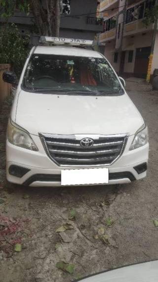 Toyota Innova Toyota Innova 2.5 G (Diesel) 8 Seater BS IV