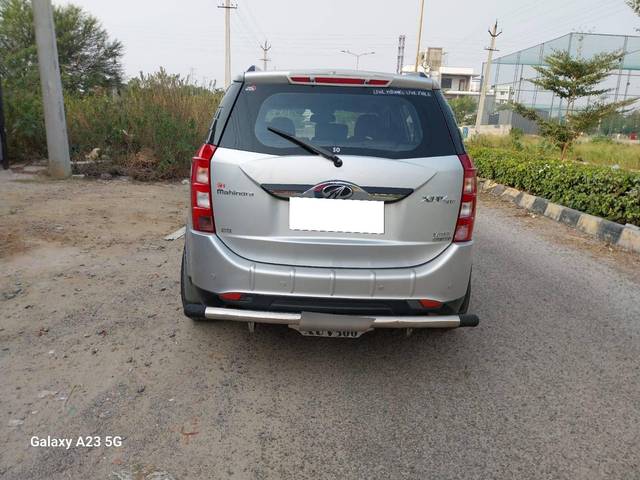 https://images10.gaadi.com/usedcar_image/4239899/original/processed_1642a41947944b7b46f437d6ddc22dbd.jpg?imwidth=6401