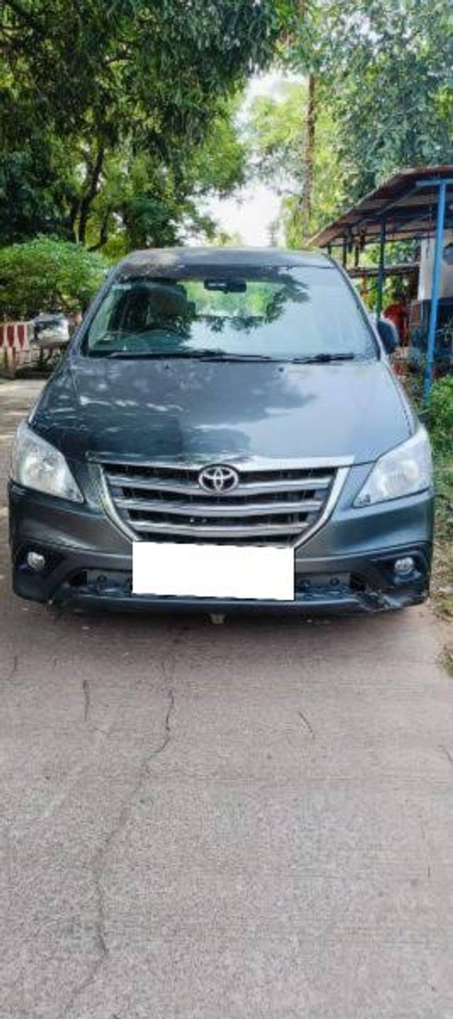 https://images10.gaadi.com/usedcar_image/4239978/original/processed_844760f2-9c84-4e3c-8979-222e411dfda5.jpeg?imwidth=6402