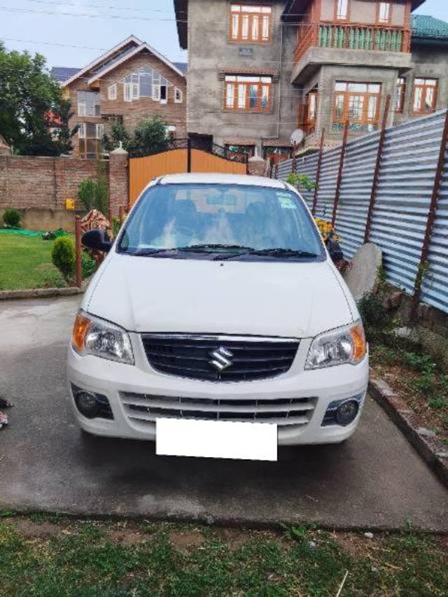 https://images10.gaadi.com/usedcar_image/4240000/original/processed_5ec9e148-6959-4114-85e0-1f50d23359a6.jpg?imwidth=6402