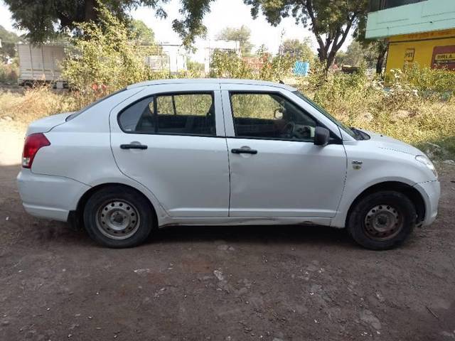 https://images10.gaadi.com/usedcar_image/4240086/original/processed_a90ef87f-3e13-40f3-803b-20e3c7f0887f.jpg?imwidth=6401