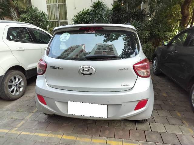 https://images10.gaadi.com/usedcar_image/4240195/original/processed_f96f6196-b0b2-4a60-9c98-46b665286564.jpg?imwidth=6402