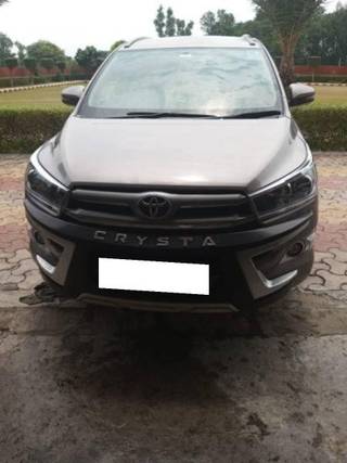 Toyota Innova Crysta 2020-2022 Toyota Innova Crysta 2.4 VX 7 STR