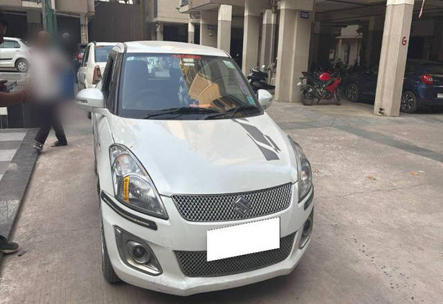 https://images10.gaadi.com/usedcar_image/4240315/original/49d910fd9c9e40ec2885c942a6502047.jpg?imwidth=6400