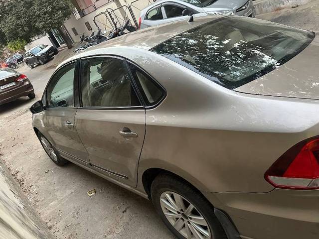 https://images10.gaadi.com/usedcar_image/4240316/original/a80118350f0d696526598673f9ce9e40.jpeg?imwidth=6402