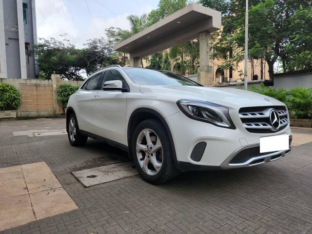 https://images10.gaadi.com/usedcar_image/4240566/original/processed_381f33873a2c4f778e3633ea4207161b.jpg?imwidth=6400