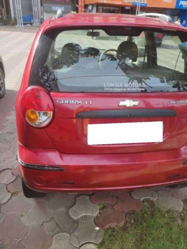 https://images10.gaadi.com/usedcar_image/4240574/original/processed_33ca8a8c-3c54-4732-a8ff-0bdaf2808f3a.jpg?imwidth=6401