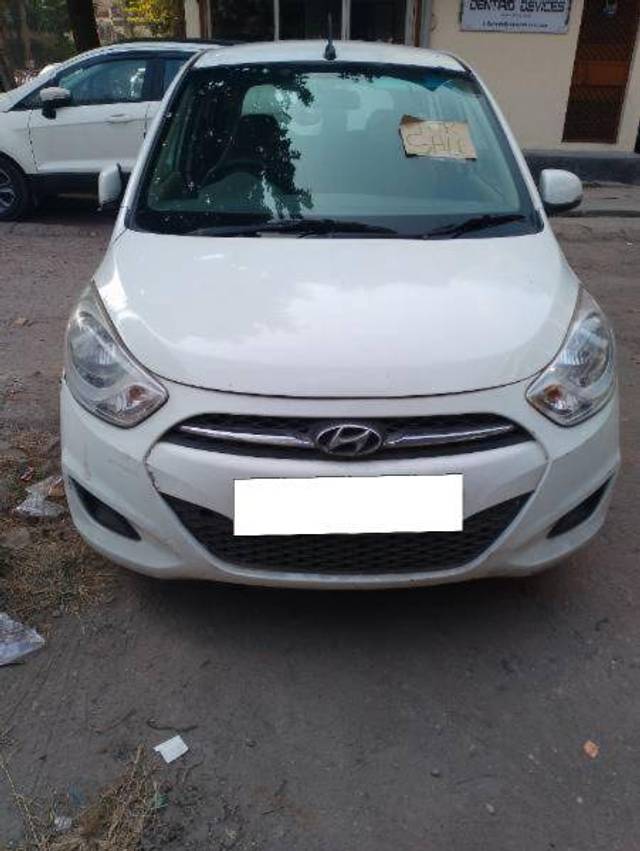 https://images10.gaadi.com/usedcar_image/4240606/original/9d2bcbdf79eb98e167c6d5d29d9eb37e.jpg?imwidth=6400