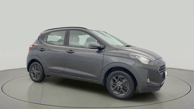 https://images10.gaadi.com/usedcar_image/4240607/original/41be0328e02d16d465d363b40cb695d4.jpg?imwidth=6400