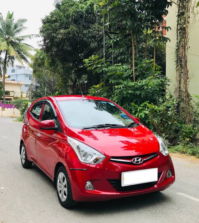 https://images10.gaadi.com/usedcar_image/4240644/original/processed_845aef61ddc9386979ec88aec473a05f.jpeg?imwidth=6400