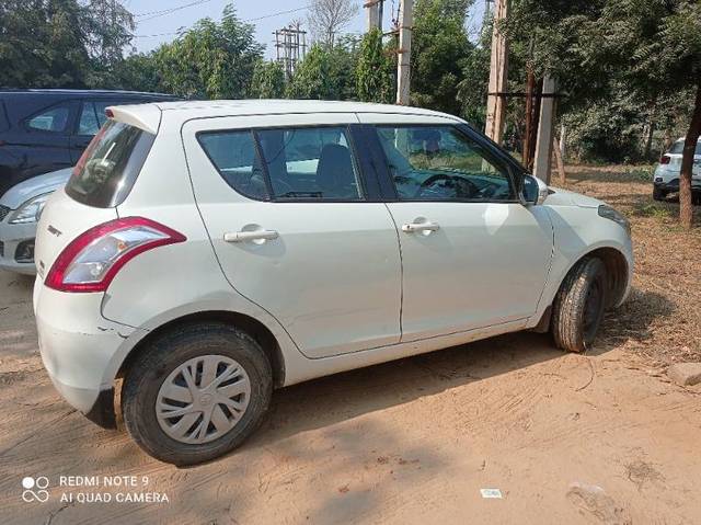 https://images10.gaadi.com/usedcar_image/4240661/original/5fad21fe989a2ff57f76ac744216300f.jpg?imwidth=6402