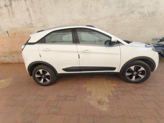 https://images10.gaadi.com/usedcar_image/4240664/original/783e0103c951d94b62453af839fce5ec.jpg?imwidth=6400