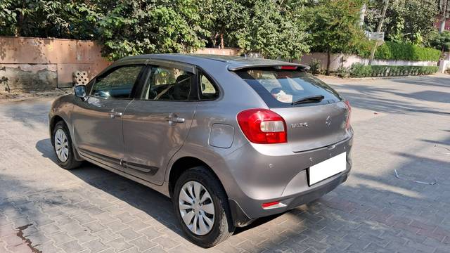 https://images10.gaadi.com/usedcar_image/4240706/original/processed_9d465a186e69ad074bb8217676be89cd.jpg?imwidth=6402