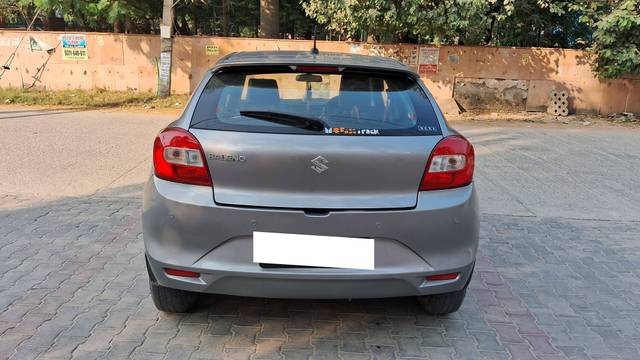 https://images10.gaadi.com/usedcar_image/4240721/original/processed_177f0a300e8c6d4187ca4bfe636edf78.jpg?imwidth=6402