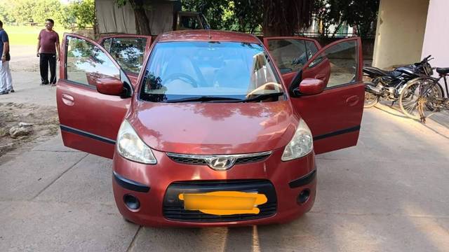 https://images10.gaadi.com/usedcar_image/4240731/original/processed_b52e738d-001c-4425-8905-f9755004e397.jpg?imwidth=6400