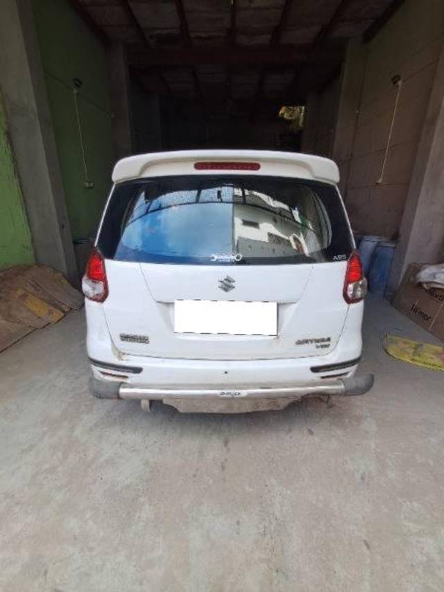 https://images10.gaadi.com/usedcar_image/4240830/original/processed_93348773-da20-45f5-ae50-eca2fd21fbcc.jpg?imwidth=6402