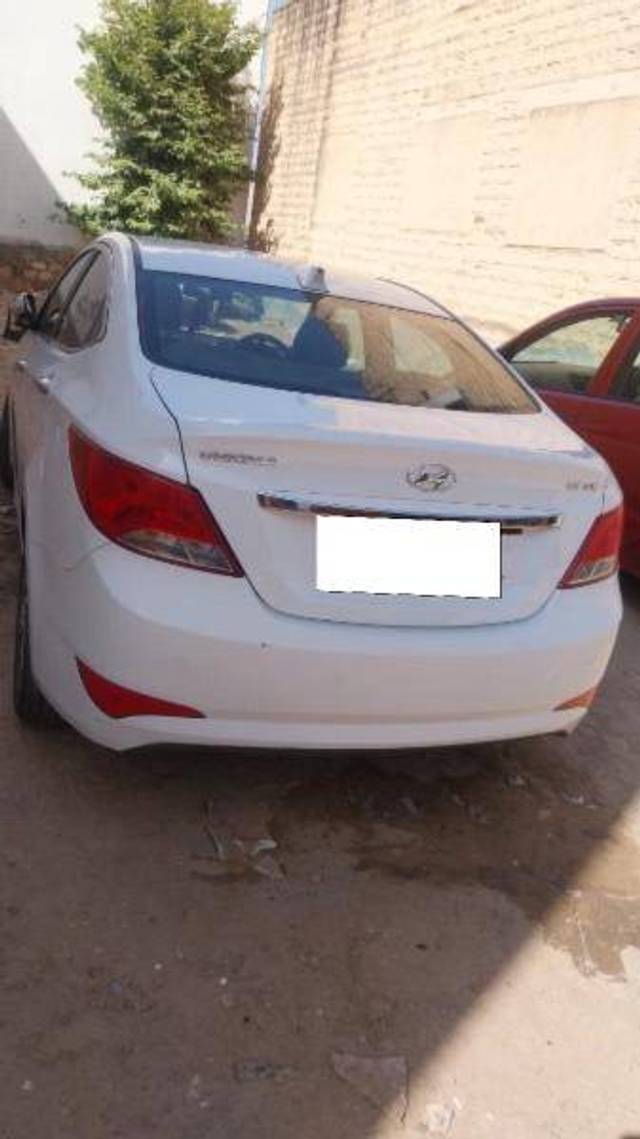 https://images10.gaadi.com/usedcar_image/4240982/original/8b26cf8ada678c3e9ad7d47fb509b0f1.jpeg?imwidth=6401