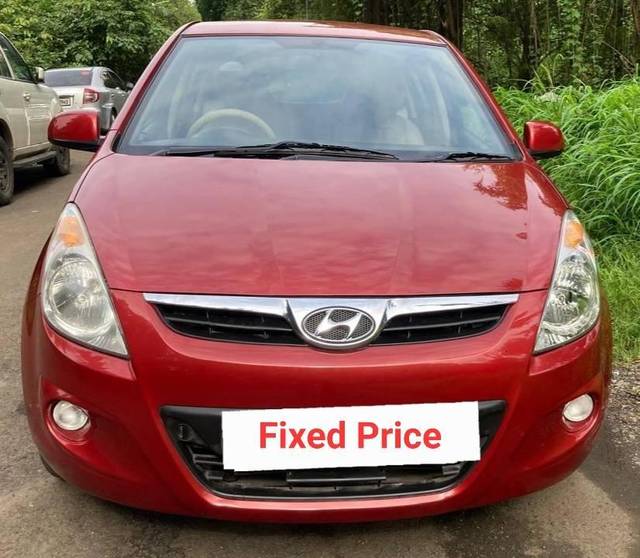 https://images10.gaadi.com/usedcar_image/4241042/original/processed_8a3533703ceade808b42651a2bc9d5ca.jpg?imwidth=6400