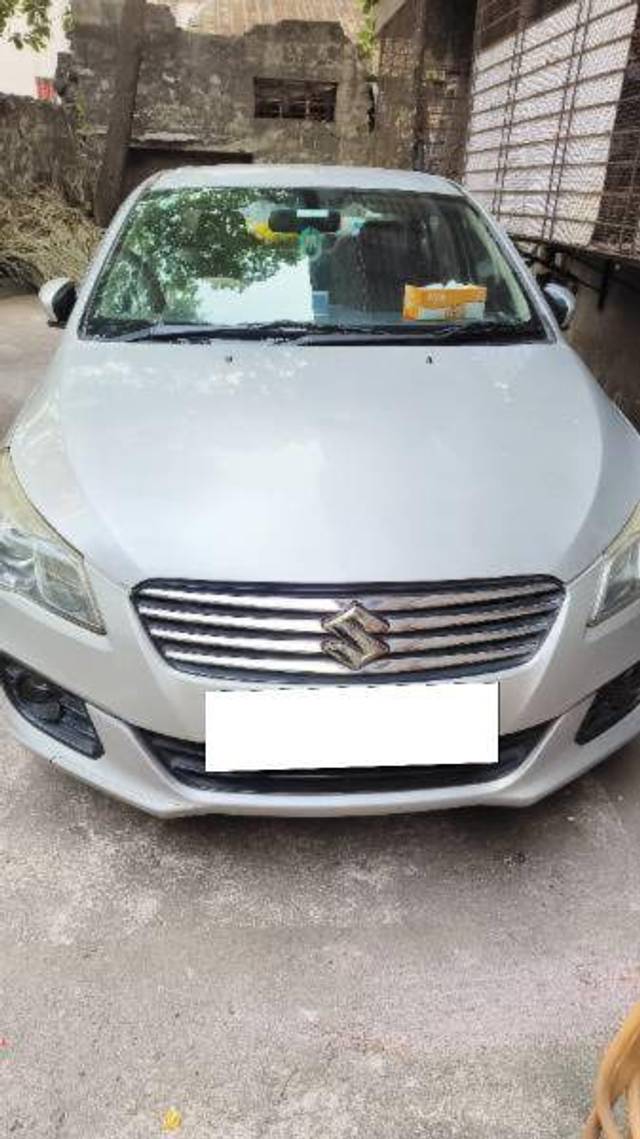 https://images10.gaadi.com/usedcar_image/4241099/original/4ffbe1bfbc09a299c47dfd62ff989ef5.jpg?imwidth=6400