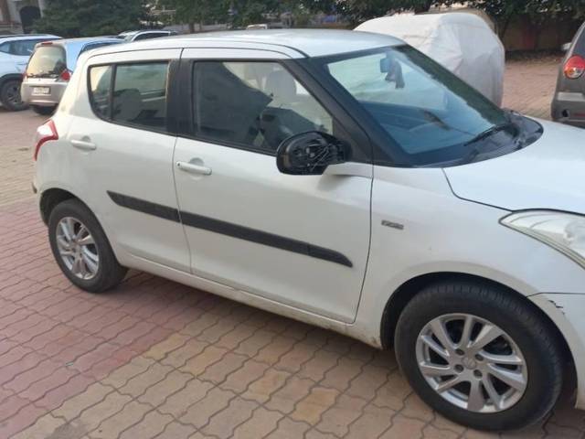 https://images10.gaadi.com/usedcar_image/4241154/original/processed_bb177409-9dbb-4cdd-8e90-7282cbfe9bb3.jpg?imwidth=6401