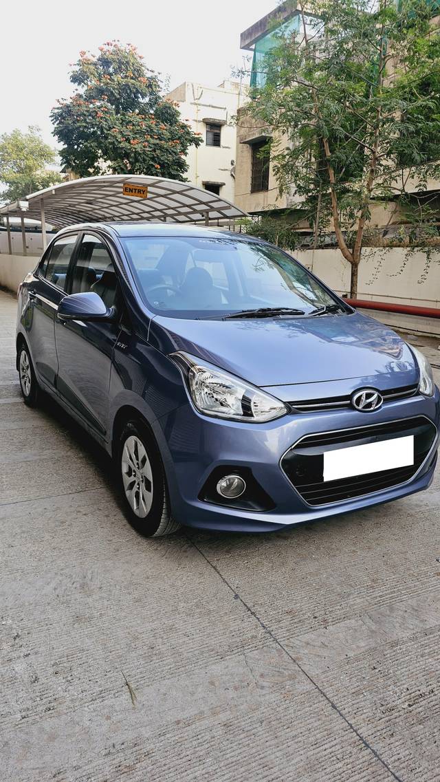 https://images10.gaadi.com/usedcar_image/4241209/original/processed_73a4062f9829c9308cc1fea1f0da41ad.jpeg?imwidth=6400