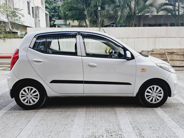 https://images10.gaadi.com/usedcar_image/4241218/original/processed_6967436afd84c269359bdbebbeb84778.jpeg?imwidth=6401