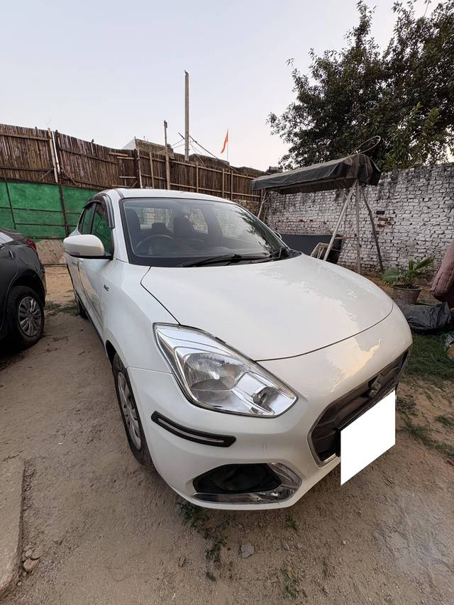 https://images10.gaadi.com/usedcar_image/4241231/original/processed_16229915d6293e23fc8cdf03ee4df482.jpeg?imwidth=6400