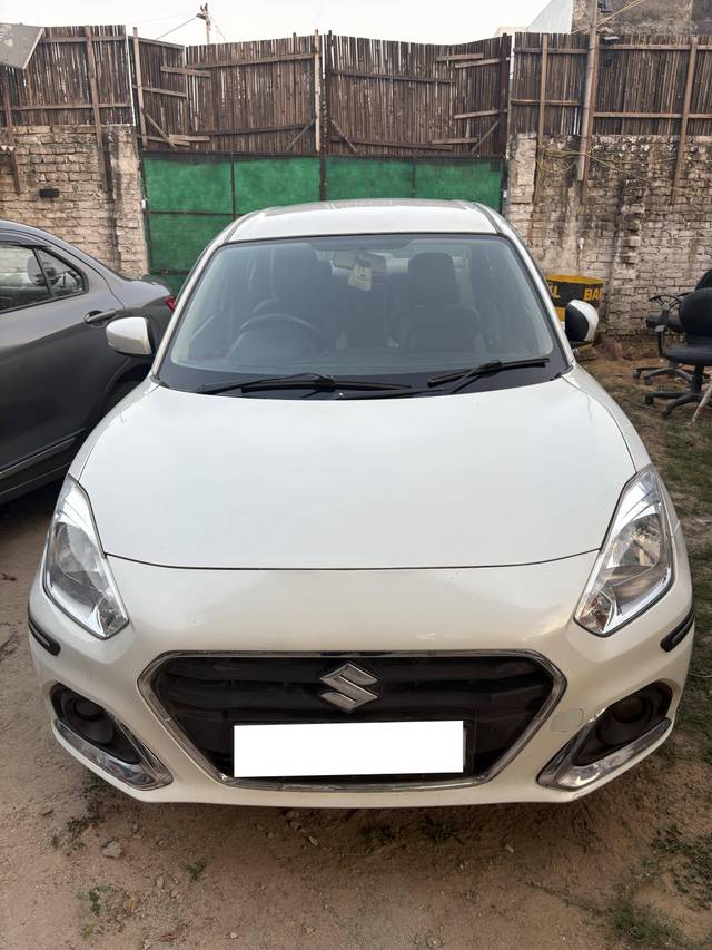 https://images10.gaadi.com/usedcar_image/4241231/original/processed_bbdc2379cfea720b1790f1cdddb4fb02.jpeg?imwidth=6402