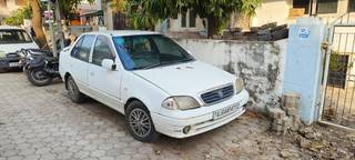 Maruti Esteem Maruti Esteem Lxi - BSII