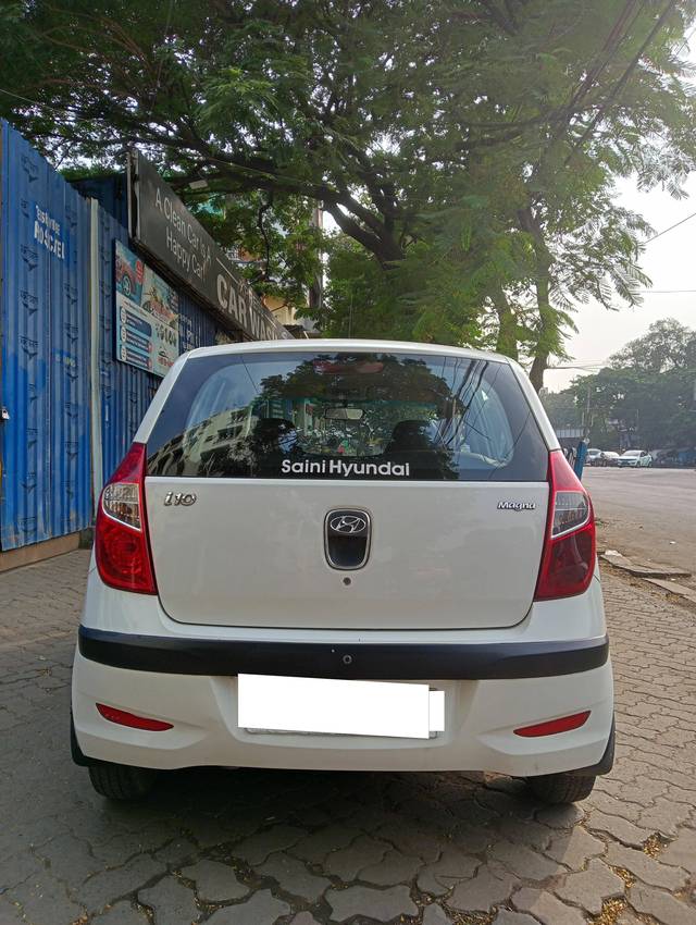 https://images10.gaadi.com/usedcar_image/4241406/original/processed_f6fba241cfaa5a0ae6662298f3007139.jpg?imwidth=6401