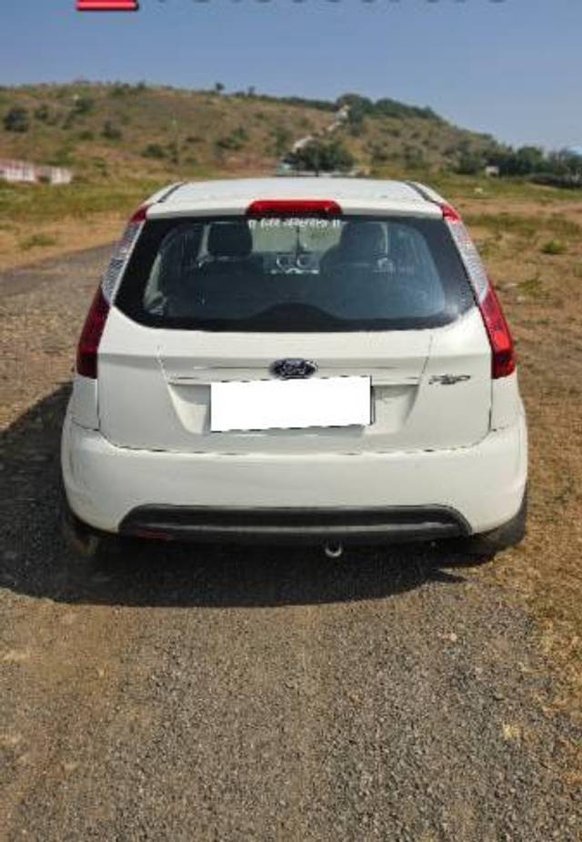 https://images10.gaadi.com/usedcar_image/4241420/original/processed_0624e3bc-fb75-4cd9-a00e-bd058379c57d.jpg?imwidth=6401