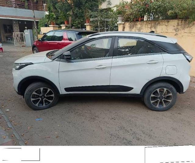 https://images10.gaadi.com/usedcar_image/4241461/original/017cdd5ec120e796ac620ab61ce6da64.jpg?imwidth=6402