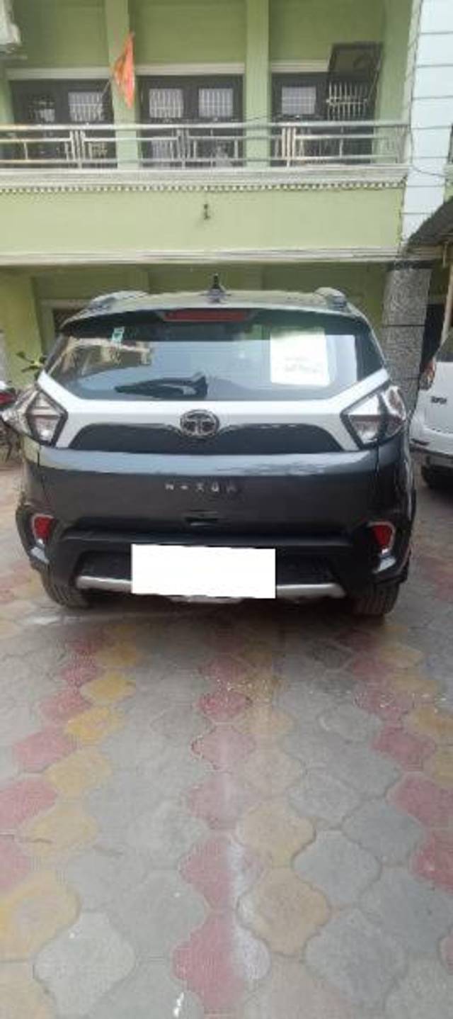 https://images10.gaadi.com/usedcar_image/4241552/original/processed_f0f9874b-9bff-43f5-a9c7-6d29ed213073.jpg?imwidth=6401