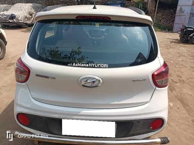 https://images10.gaadi.com/usedcar_image/4241680/original/processed_d93b1423-93ae-448f-ba62-5a55cb89f8cc.jpg?imwidth=6401