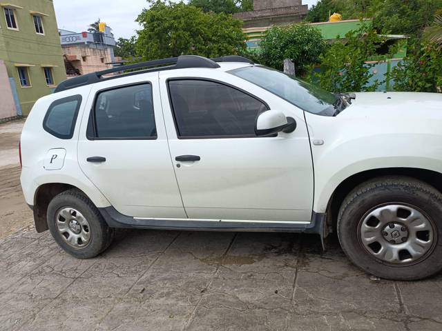 https://images10.gaadi.com/usedcar_image/4241733/original/processed_1f1bb2b2-5529-4dd2-b51a-61600461e1e7.jpg?imwidth=6401