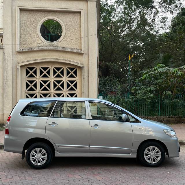 https://images10.gaadi.com/usedcar_image/4241747/original/0b11bd071474d5548803764fc2b9c0a7.JPG?imwidth=6401