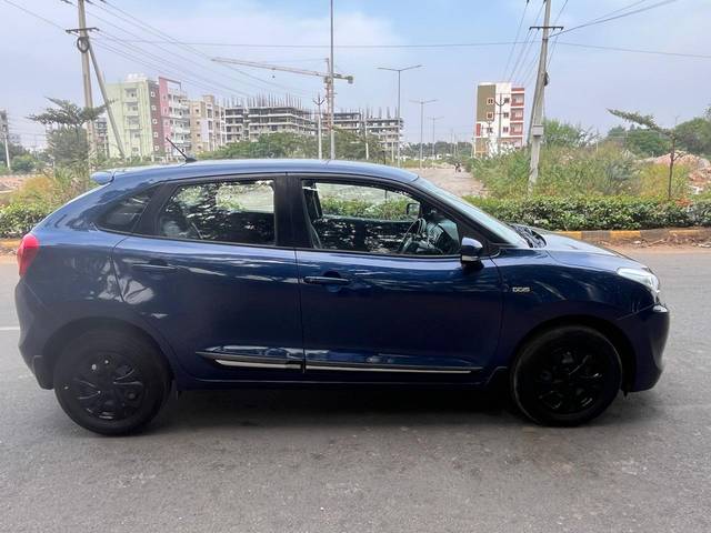 https://images10.gaadi.com/usedcar_image/4241787/original/ed2b4dcdf517219e4ee9ac8f0bb36303.jpg?imwidth=6401