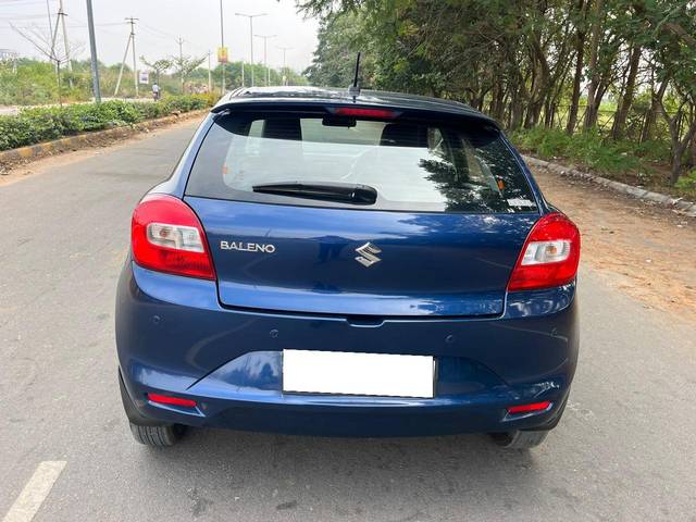 https://images10.gaadi.com/usedcar_image/4241787/original/processed_8b98bc1642a500e6a1ba7a00371a2add.jpg?imwidth=6402