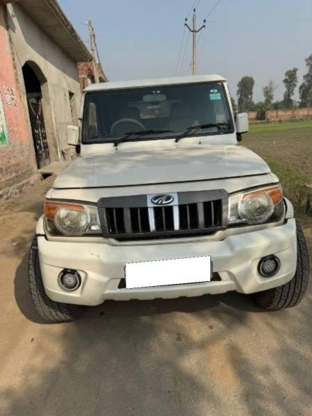 https://images10.gaadi.com/usedcar_image/4241875/original/processed_79071325-ae21-4ab6-889c-9d1cf0caebd5.jpeg?imwidth=6400