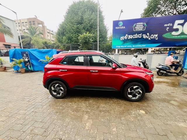 https://images10.gaadi.com/usedcar_image/4242143/original/processed_cce248a9-af45-49d0-9541-30444bd1ac84.jpeg?imwidth=6402