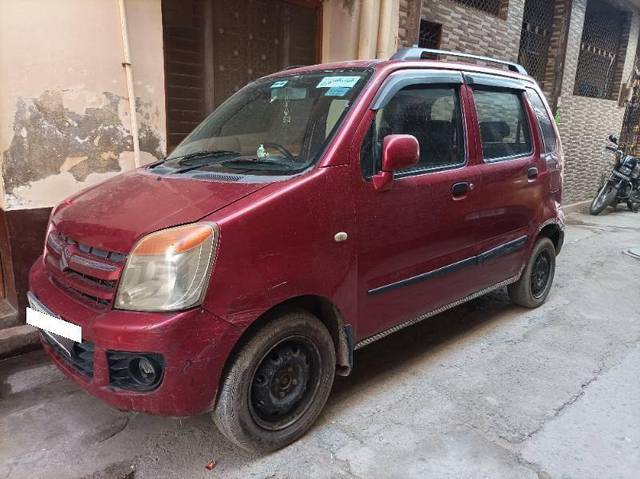 https://images10.gaadi.com/usedcar_image/4242360/original/84745e58435977c43f2c1f1afa990833.jpg?imwidth=6402