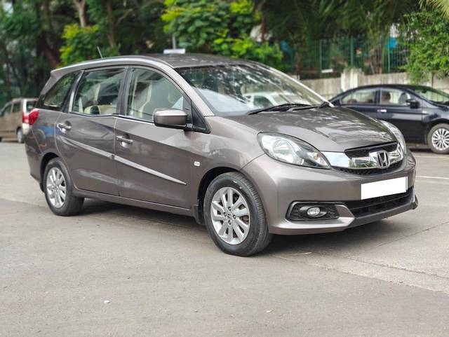 https://images10.gaadi.com/usedcar_image/4242466/original/processed_f304d3908b08ddc7371112f1971de49b.jpg?imwidth=6400