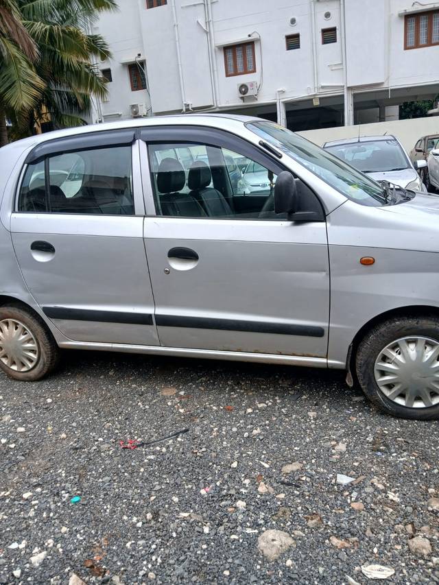 https://images10.gaadi.com/usedcar_image/4242512/original/27e64aee6288ebec87fab15c9e36bbb7.jpg?imwidth=6402