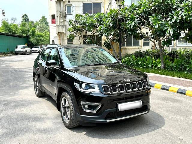 https://images10.gaadi.com/usedcar_image/4242550/original/processed_40d57db99fcda6cd38fc3d699afd0027.jpg?imwidth=6400