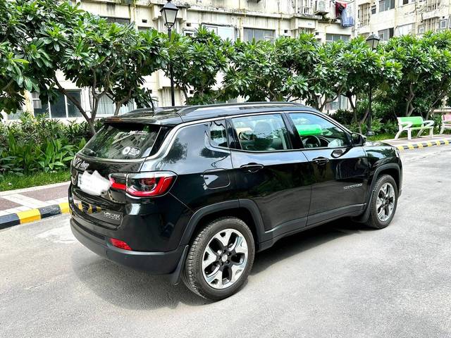 https://images10.gaadi.com/usedcar_image/4242550/original/processed_8f2aab813ec3b17a7958a81da2f2c620.jpg?imwidth=6401