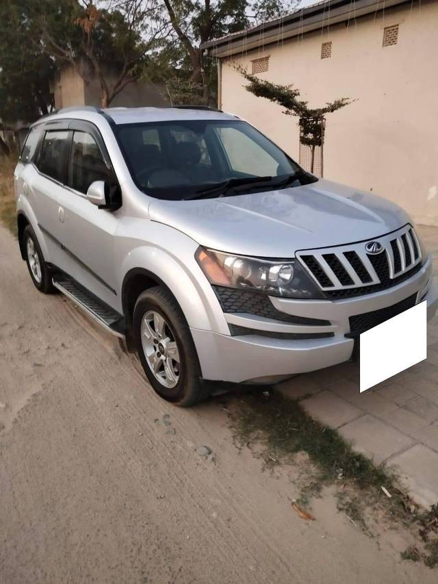 https://images10.gaadi.com/usedcar_image/4242610/original/processed_b5bebbb8b26d428a901dd4ce1bf5abe6.jpg?imwidth=6400